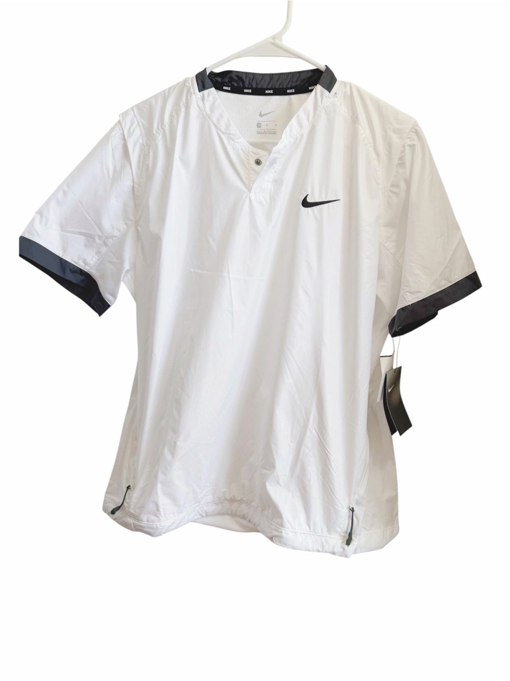 Nike Women White Short-Sleeve Athletic Pullover with Black Trim